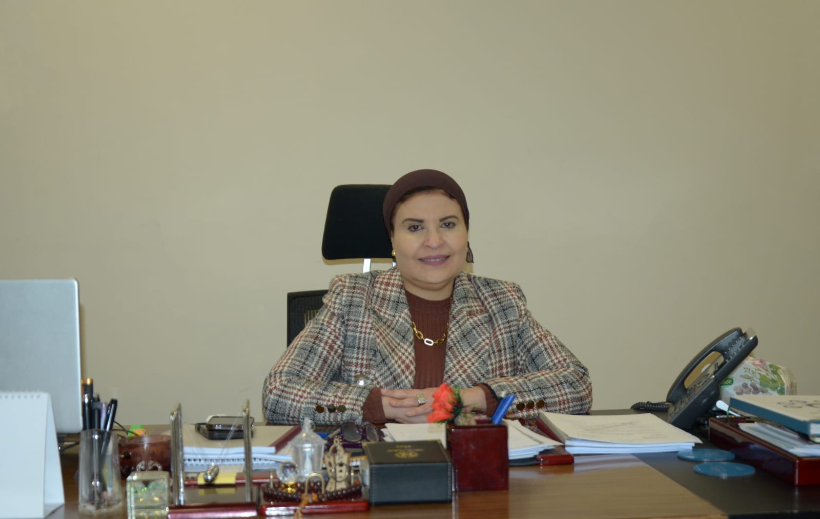 إلزام المعلنين بالصيانة الدورية وإجراءات فورية لمكافحة المخالفات