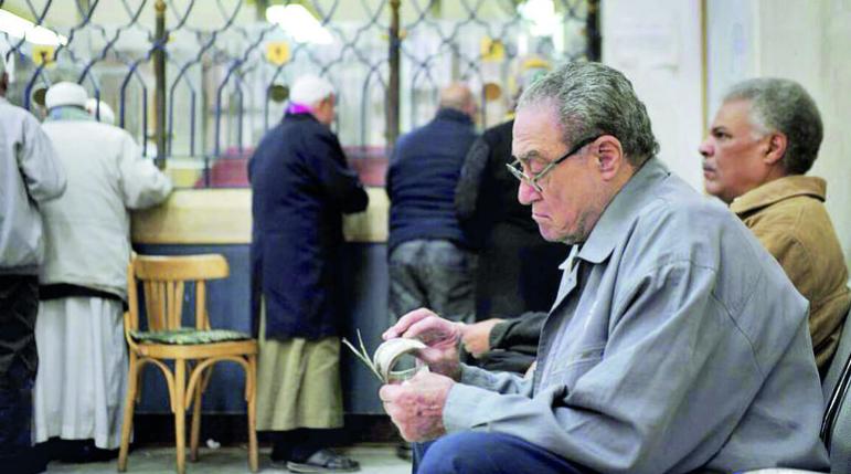 أزمة صرف المعاشات تتفاقم: 70 ألف مواطن بلا حقوقهم المالية