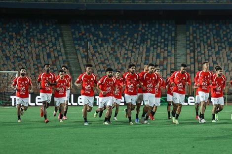 أبو ريدة يتابع مران الفراعنة قبل مواجهة روسيا الودية