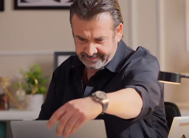 كريم عبدالعزيز ضيفاً مميزاً في برنامج "بيت مراد" السبت المقبل