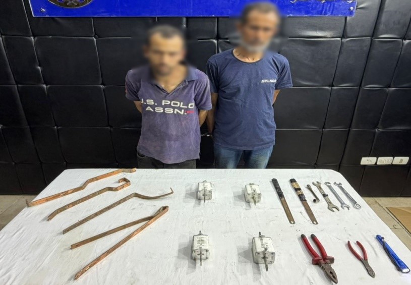 القبض على لصين سرقا قطعًا نحاسية من غرفة كهرباء في مدينة نصر