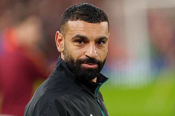 ديسايي يدعو تشيلسي لاستعادة محمد صلاح في صفقة انتقال حر