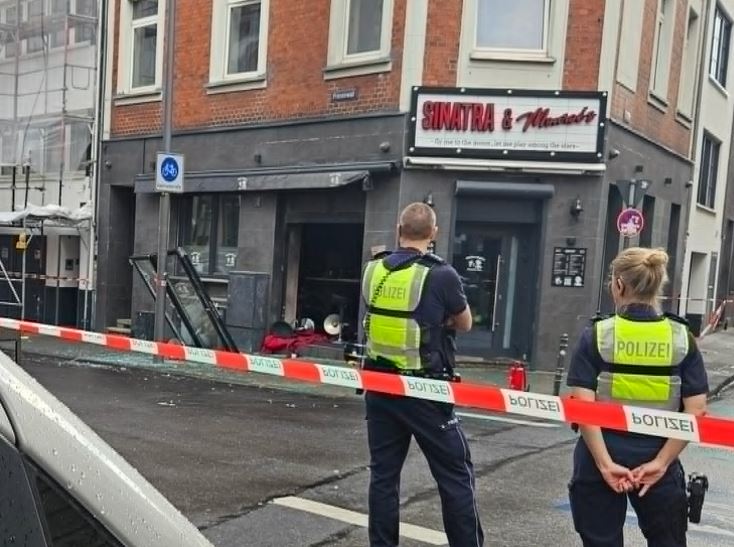 انفجار مدبر يهز مقهى شيشة في كولونيا الألمانية