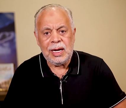 أشرف زكي: مواجهة ظاهرة نبطشية العزاءات ضرورة لحماية فننا ورموزنا