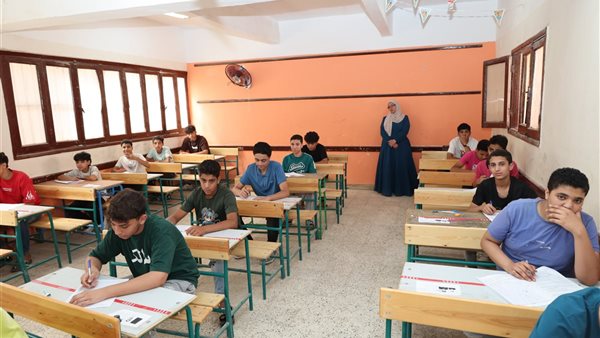 انطلاق امتحانات الشهادة الإعدادية بالقاهرة وسط إجراءات صارمة