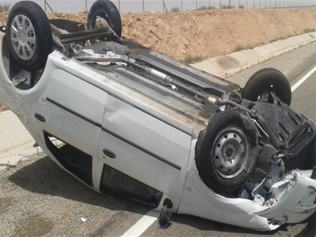 انقلاب سيارة يعرض حياة معلمين للخطر أثناء امتحانات الشهادة الإعدادية