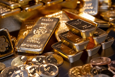 تراجع أسعار الذهب لأدنى مستوياتها خلال 6 أشهر وسط تصاعد التوترات في الشرق الأوسط