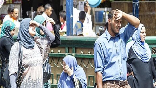 درجات حرارة مرتفعة في مصر اليوم.. القاهرة تسجل 34 والأقصر 43