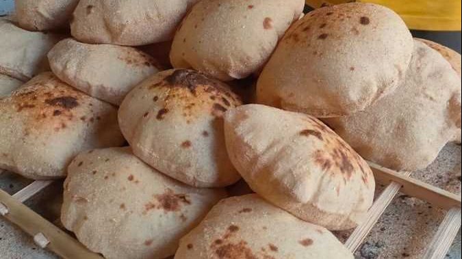 أستاذة اقتصاد: دعم رغيف الخبز ضرورة لمواجهة تحديات الفقر