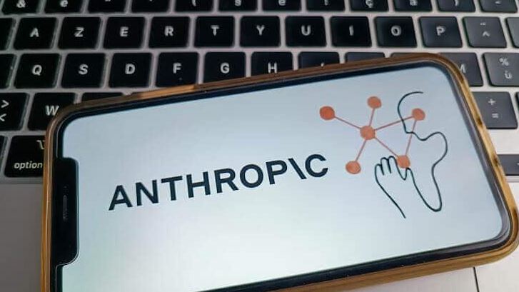 الولايات المتحدة تمنع وصول الأجانب إلى نماذج متطورة من الذكاء الاصطناعي
