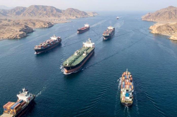 العراق يؤكد استمرار إغلاق مضيق هرمز أمام الملاحة البحرية