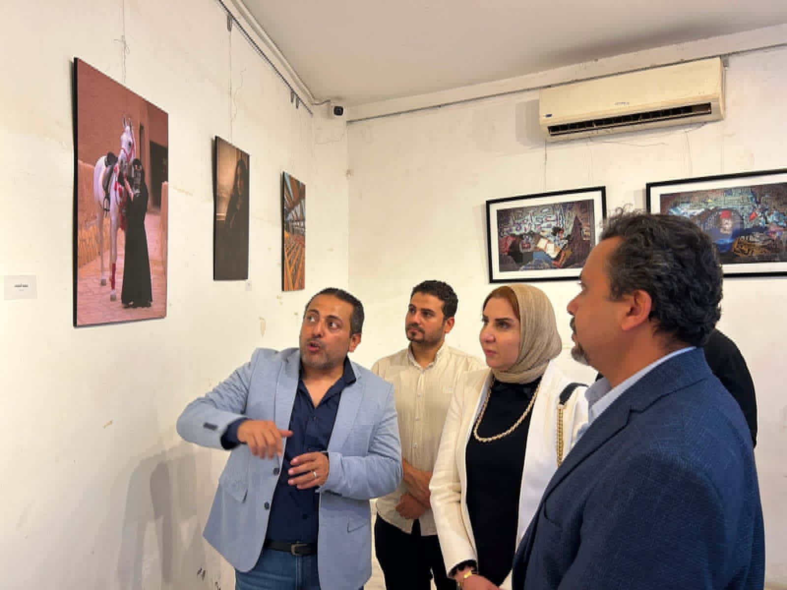 "عدسة فوتوغرافي" يضيء متحف المنصورة القومي بإبداعات فنية جديدة