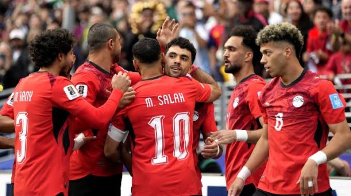 ساويرس يتعهد بتبرع للإسماعيلي حال فوز مصر على الأرجنتين في كأس العالم