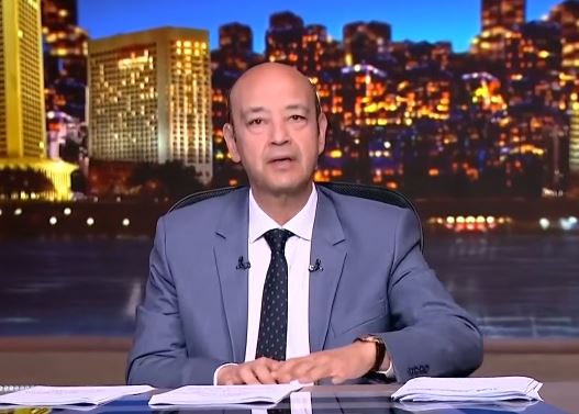 عمرو أديب: مطار القاهرة يشهد تحسينات ملحوظة وخدمات مصر للطيران تتفوق