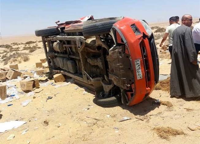 انقلاب سيارة بمحور الضبعة يودي بحياة شخص ويصيب 5 آخرين