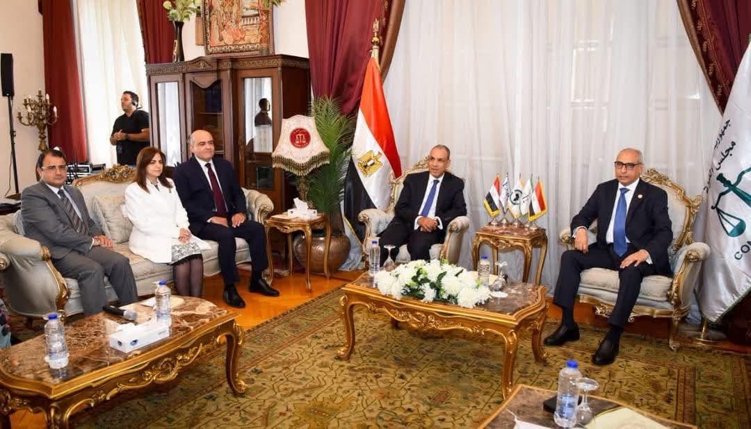 مصر تعزز التعاون الأفريقي بتوقيع مذكرة تفاهم مع اتحاد المحاكم الإدارية