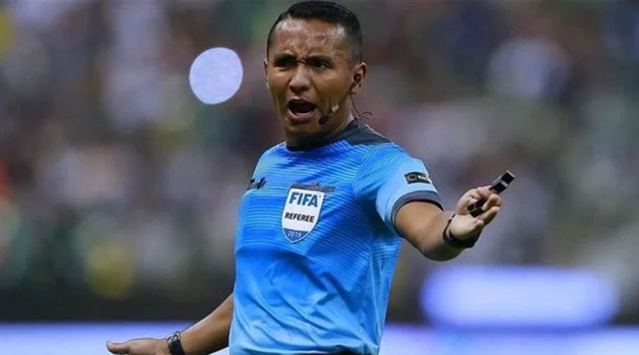 إيفان بارتون حكمًا لمباراة نصف النهائي بين فرنسا وإسبانيا في المونديال