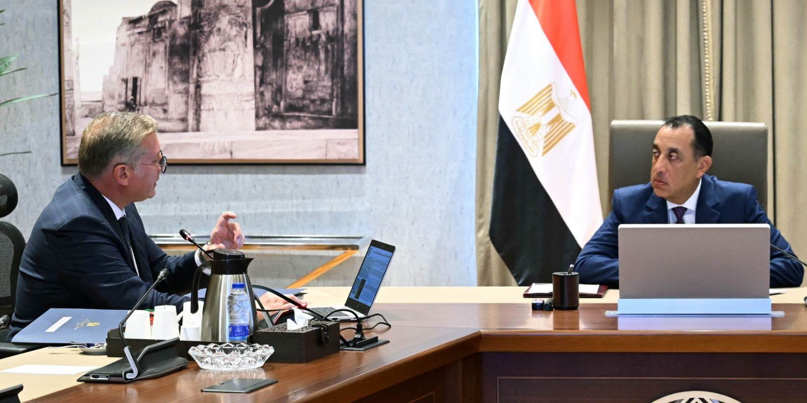 رئيس الوزراء يراجع نتائج زيارات وزير البترول لأمريكا وروسيا والأردن