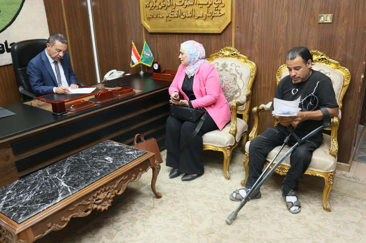 محافظ المنوفية يخصص مساعدات عاجلة ويستجيب لمطالب أهالي منيل جويدة