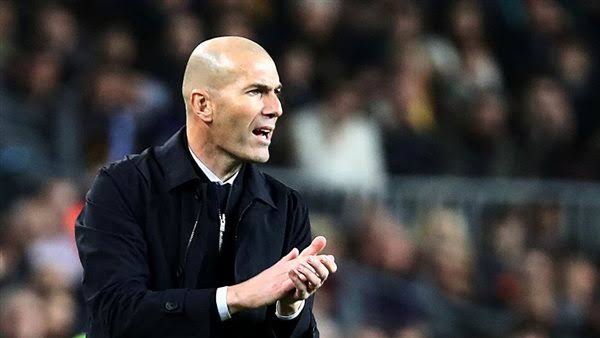 الاتحاد الفرنسي يسعى لزيادة راتب زيدان قبل توليه تدريب الديوك