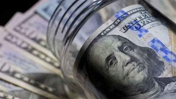 تباين سعر الدولار في البنوك المصرية وسط ضغوط اقتصادية متزايدة