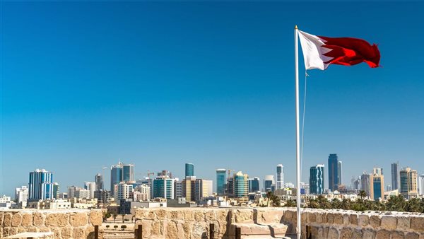 الحرس الثوري الإيراني يستهدف مستودعات أمريكية في البحرين