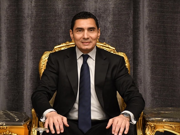 وزير الشباب والرياضة يتفقد أعمال التطوير في نادي الصحفيين