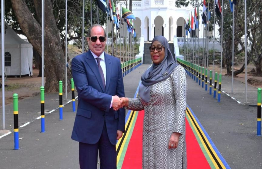 الرئيس السيسي يعود إلى الوطن بعد زيارة ناجحة لتنسانيا وتعزيز العلاقات الثنائية