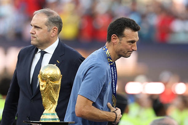 سكالوني يعبر عن فخره بلاعبي الأرجنتين رغم خسارة كأس العالم 2026