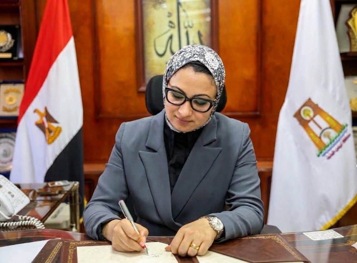 محافظ الوادي الجديد تعلن مواعيد جديدة لعمال النظافة لحمايتهم من حرارة الصيف