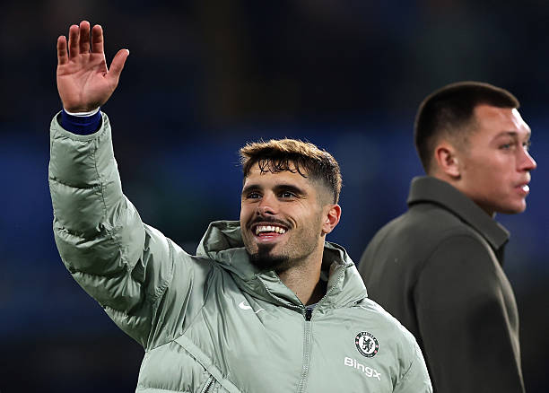 مانشستر سيتي يسعى لضم بيدرو نيتو لتعزيز هجومه