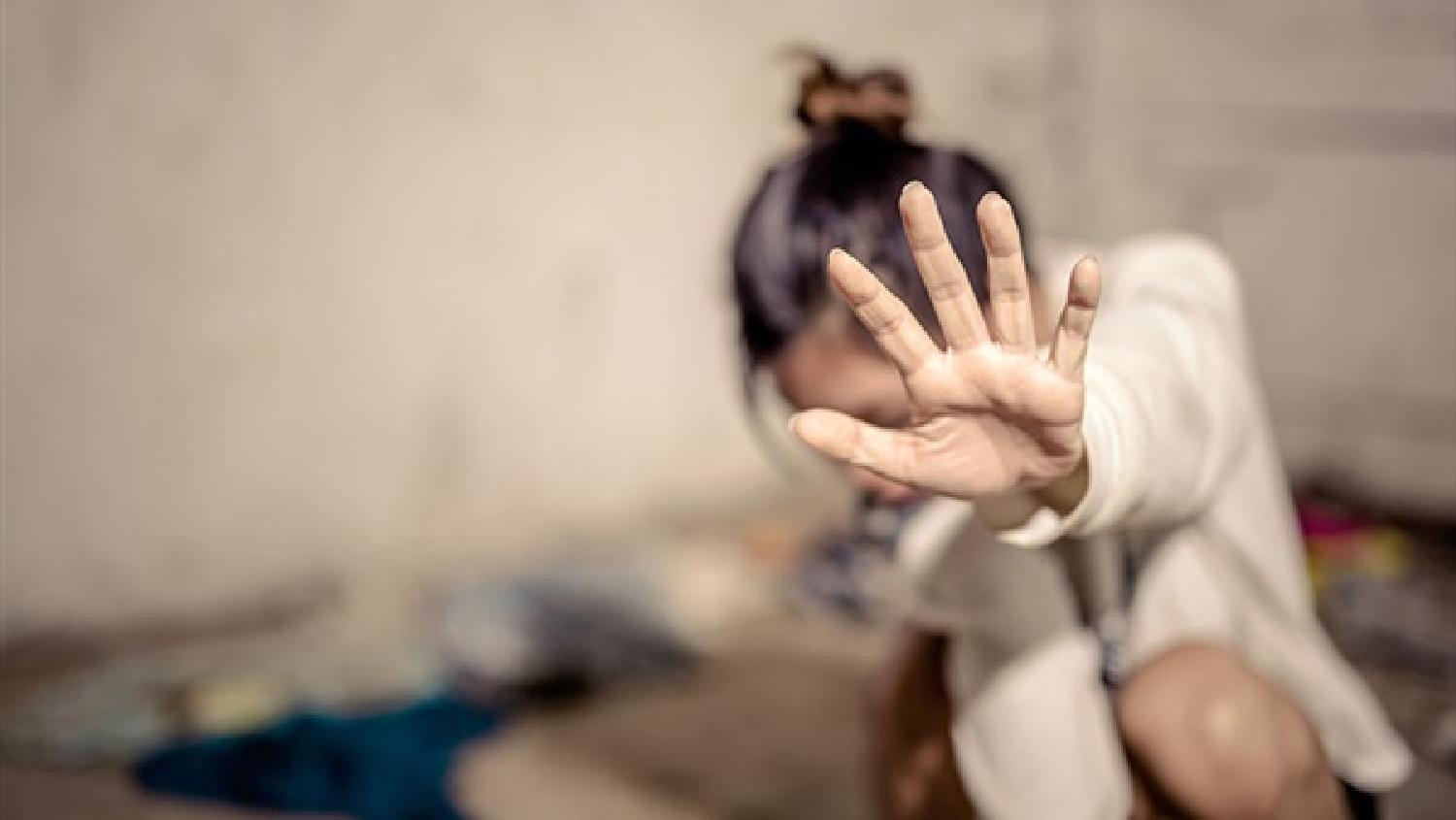 محاكمة مالك مؤسسة أهلية في أغسطس بتهمة هتك عرض أربع فتيات