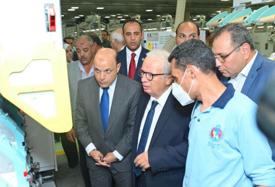 نائب رئيس الوزراء: افتتاح منظومة الغزل والنسيج بنهاية أكتوبر المقبل
