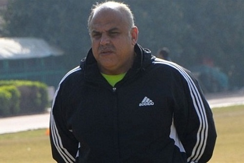 أيمن طاهر مدربًا لحراس الزمالك في جهاز معتمد جمال