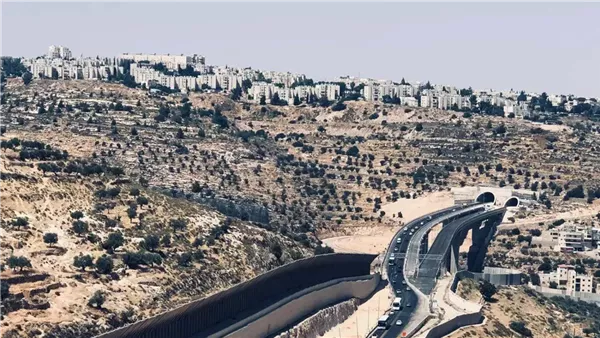 الاستيطان الإسرائيلي يهدد بفقدان نصف مساحة محافظة طوباس