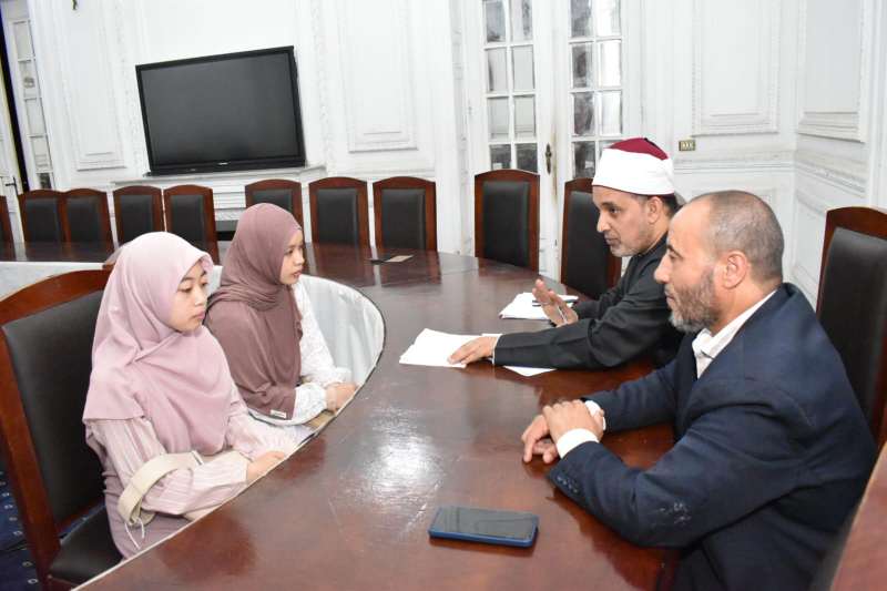 انطلاق المقابلات النهائية لمنحة الشئون الإسلامية للطلاب الوافدين