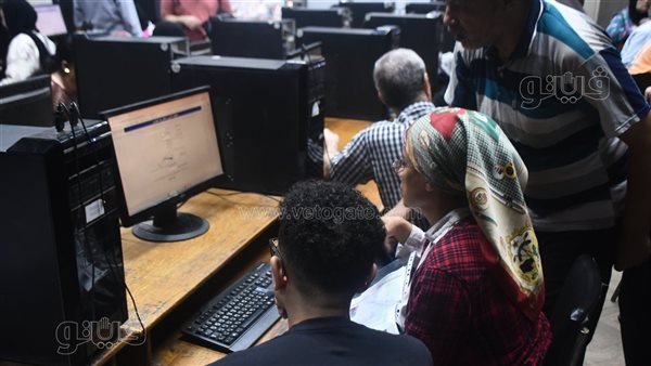 توقعات بانخفاض الحدود الدنيا للقبول بكليات الحاسبات والذكاء الاصطناعي