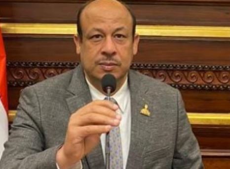 النائب سمير البيومي يطالب الحكومة بإجابات حاسمة حول تظلمات الثانوية العامة