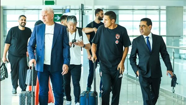 الأهلي يصل إسبانيا لإقامة معسكر تدريبي استعدادًا للموسم الجديد