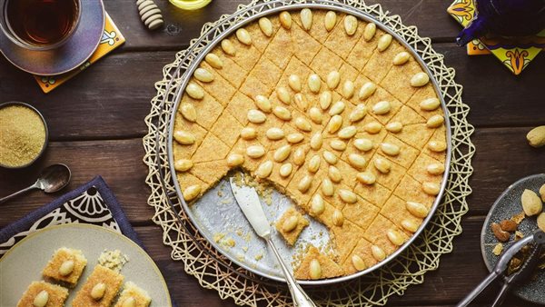 سر البسبوسة بالزبادي: وصفة سهلة لضيافة مميزة