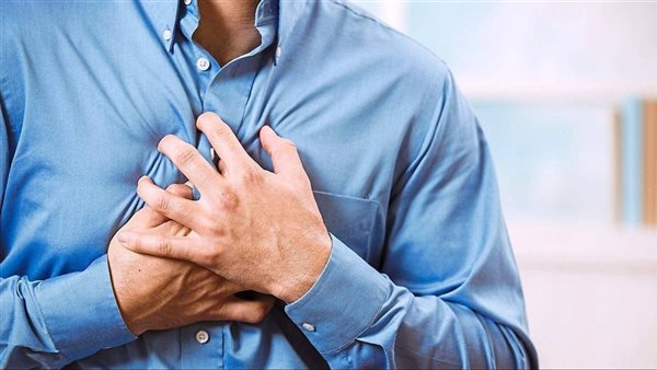 أستاذ قلب يحذر: زيادة الوزن والتوتر تهدد صحة شباب اليوم