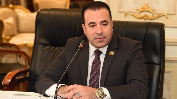 تشديد الرقابة على بيع الخطوط والأدوية عبر الإنترنت لحماية المواطنين