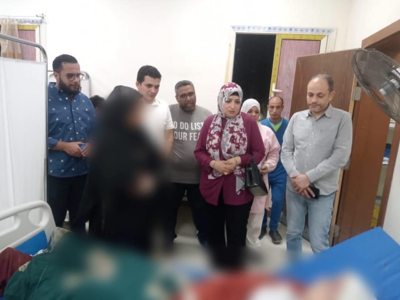 وكيل صحة المنيا تتابع مصابي الحوادث المرورية وتثني على جهود الفرق الطبية