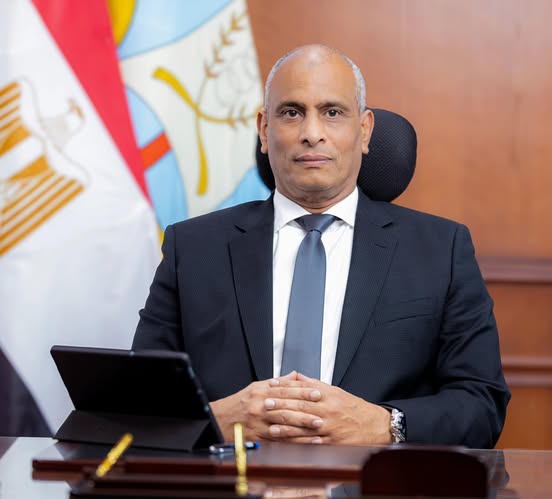 محافظ كفر الشيخ يواصل تعزيز كفاءة الإنارة العامة في مدينة دسوق