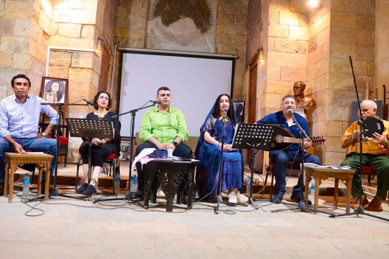 أمسية شعرية تحتفي بتراث الأبنودي في بيت الست وسيلة