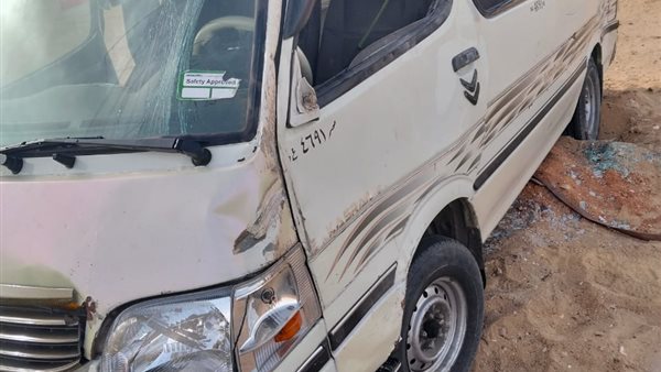 انقلاب ميكروباص بالبحيرة يُسفر عن 9 مصابين بينهم طفلان