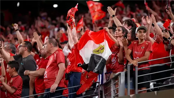 اعتداء شرطة كتالونيا على جماهير الأهلي خلال مواجهة برشلونة الودية