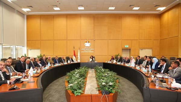 وزيرة الإسكان تعزز كفاءة مياه الشرب والصرف الصحي بالقاهرة الجديدة