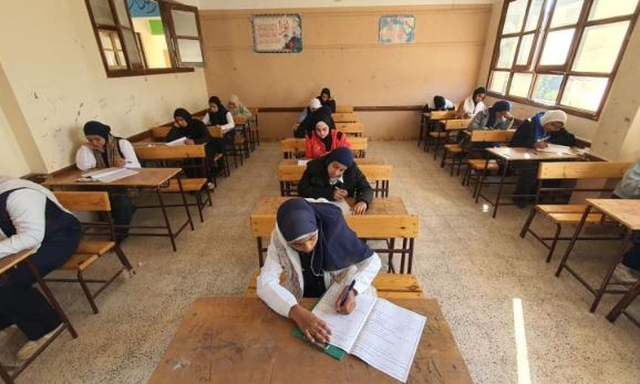 استعدادات متكاملة للعام الدراسي الجديد في مصر: امتحانات وأسعار مناسبة للمستلزمات