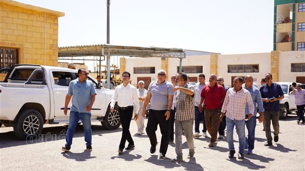 محافظ مطروح يؤكد على تحسين الاستفادة من المخازن والموارد المتاحة